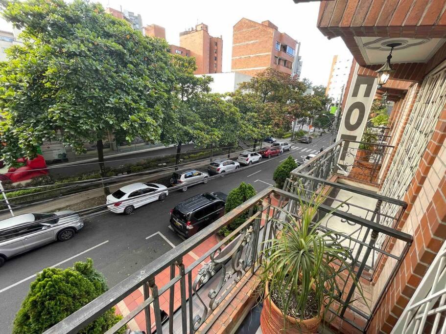 2-Story Penthouse, Tons Of Restaurants, Private Balconies Appartamento Medellín Esterno foto